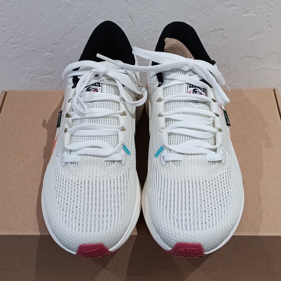 Nike Air Zoom Pegasus - Picture 2 of 5